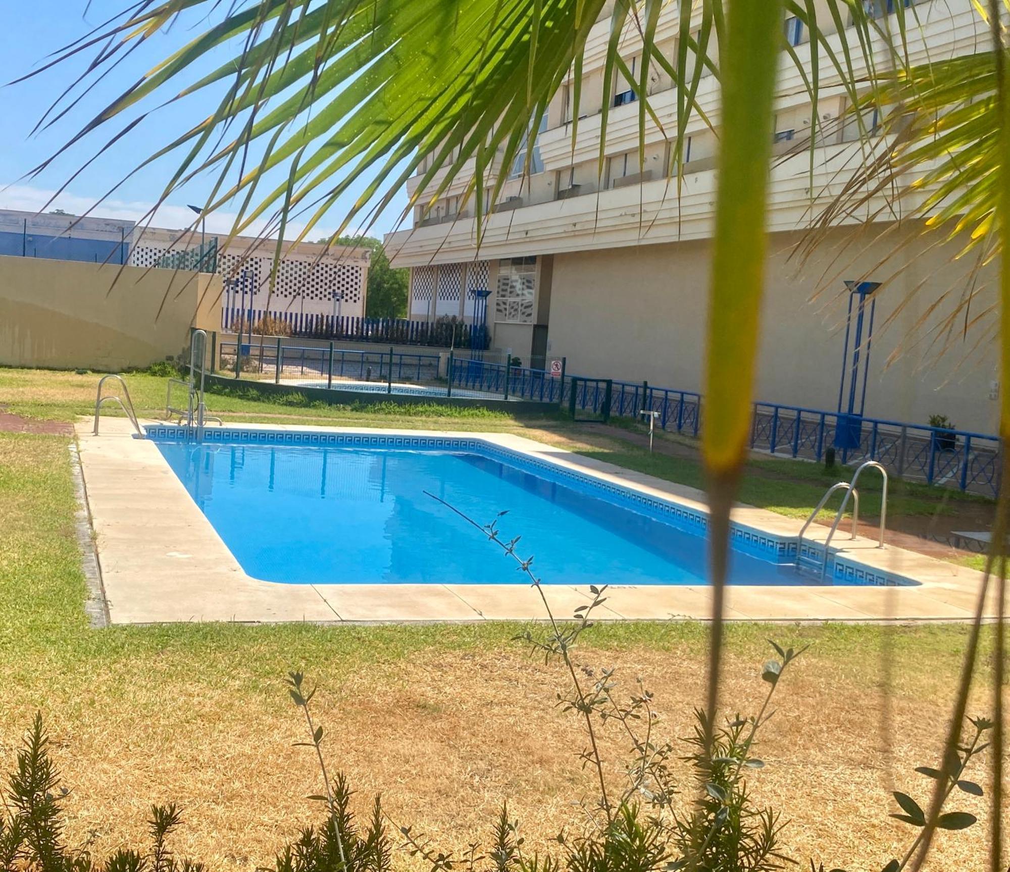 Fibes Con Piscina Y Parking Gratis Apartamento Sevilla Este Kültér fotó